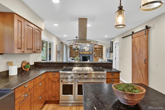 8274 S Saint Paul Way, Centennial, CO 80122