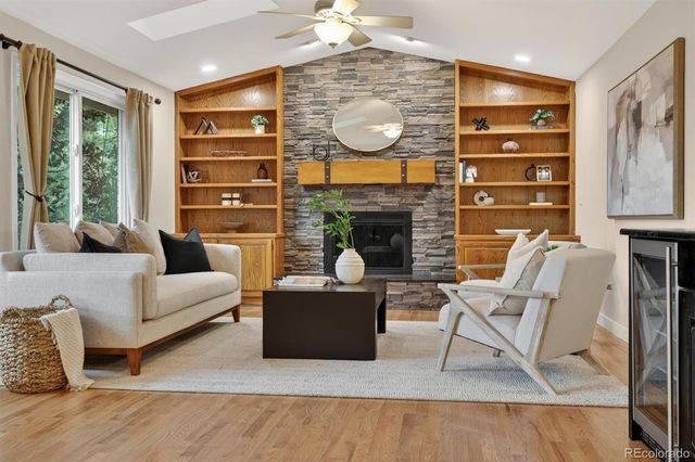 8274 S Saint Paul Way, Centennial, CO 80122
