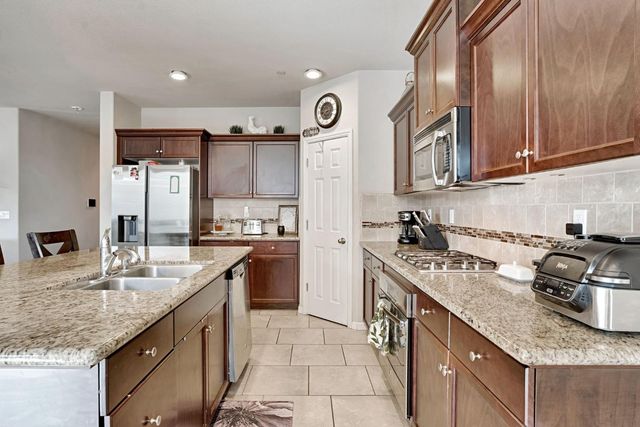 3507 Carmelita Avenue, Clovis, CA 93619
