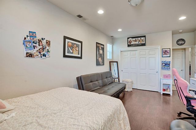 3507 Carmelita Avenue, Clovis, CA 93619