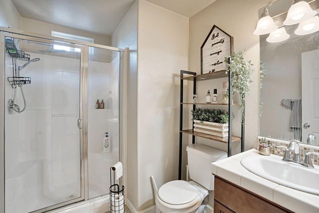 3507 Carmelita Avenue, Clovis, CA 93619