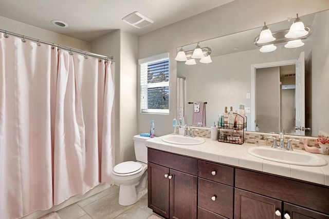3507 Carmelita Avenue, Clovis, CA 93619