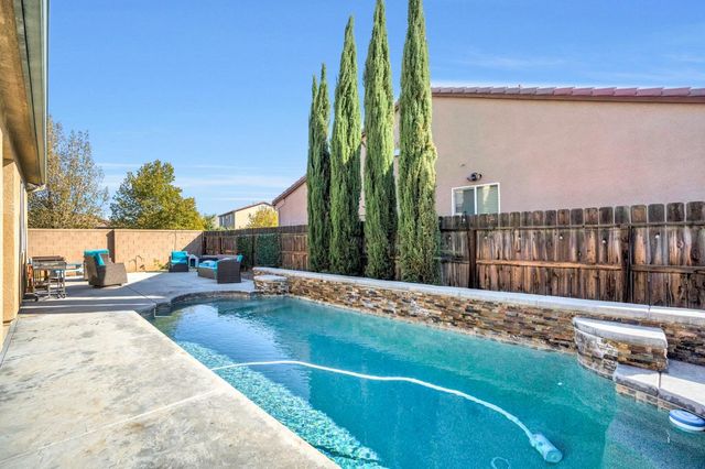 3507 Carmelita Avenue, Clovis, CA 93619
