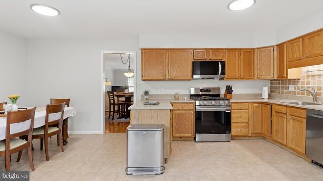 46699 PARAGON TER, Sterling, VA 20164