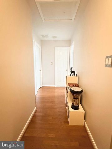 46699 PARAGON TER, Sterling, VA 20164