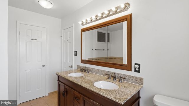 46699 PARAGON TER, Sterling, VA 20164