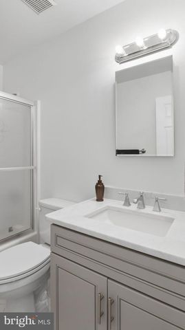 46699 PARAGON TER, Sterling, VA 20164