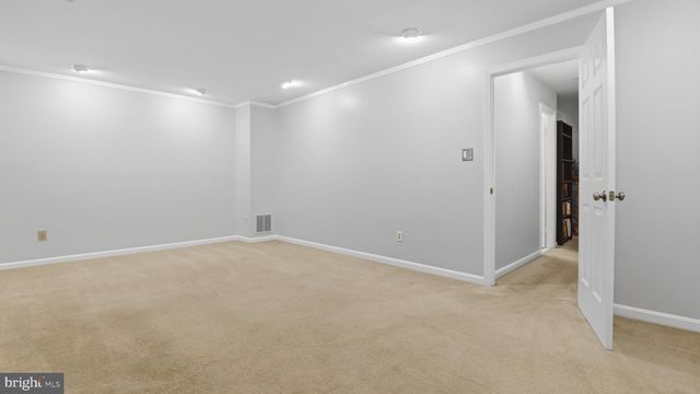 46699 PARAGON TER, Sterling, VA 20164