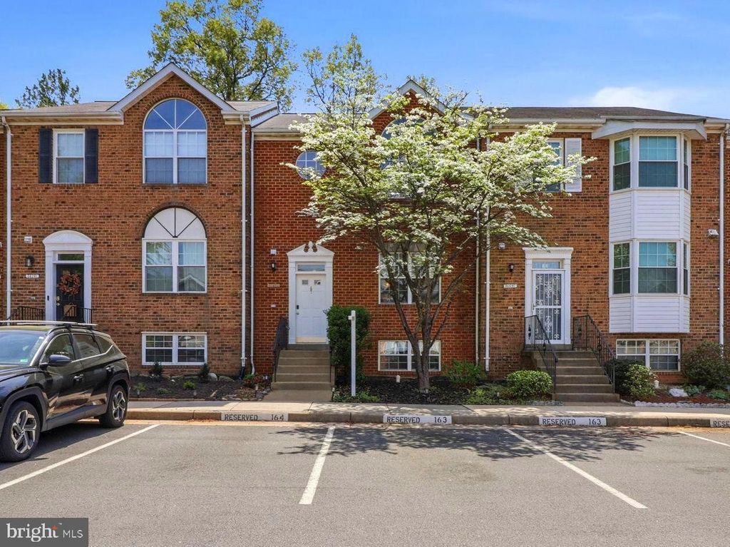 46699 PARAGON TER, Sterling, VA 20164