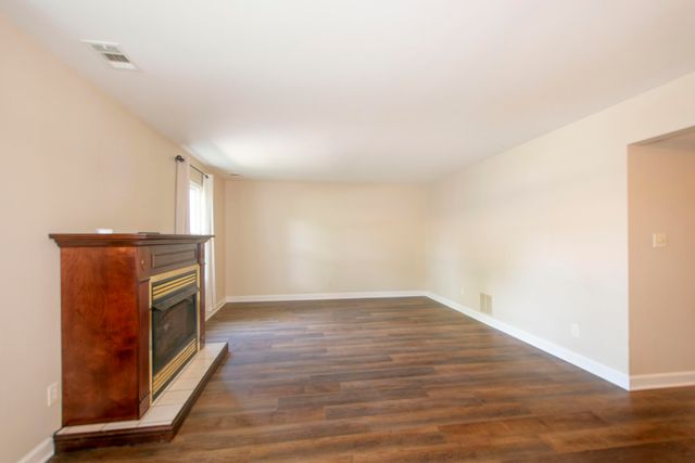 1904 Burgundy Street, Schererville, IN 46375