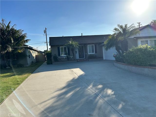 1348 W West Avenue, Fullerton, CA 92833