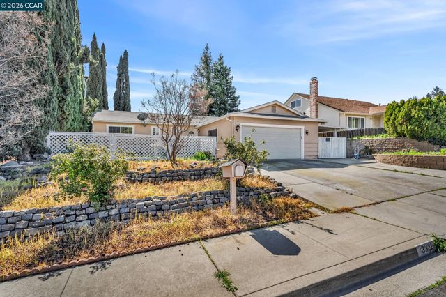 3321 Fraser Rd, Antioch, CA 94509