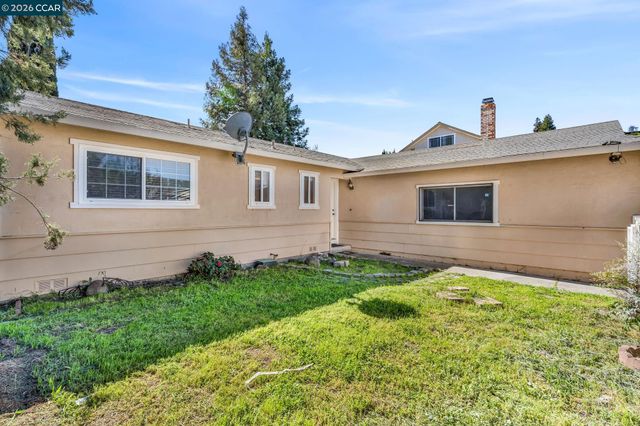 3321 Fraser Rd, Antioch, CA 94509