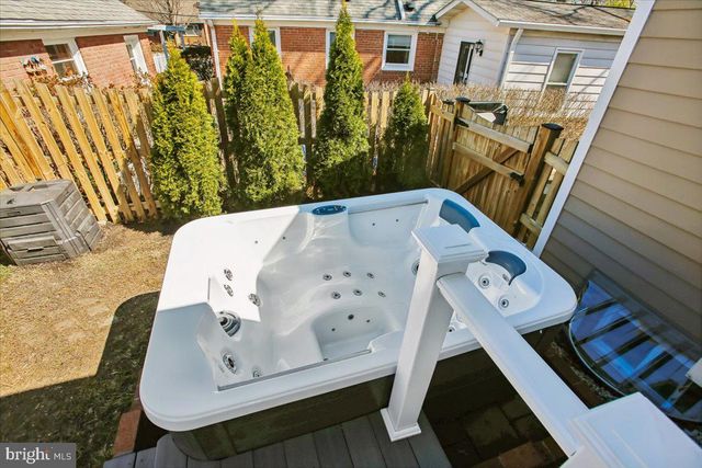 503 MONTICELLO BLVD, Alexandria, VA 22305