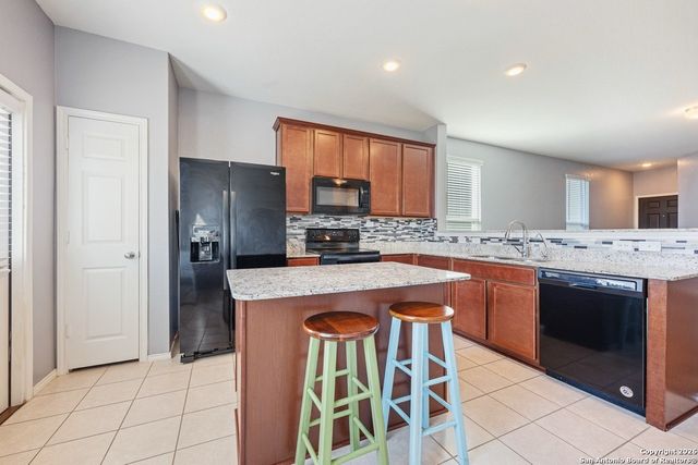 10334 Dunlap, San Antonio, TX 78252