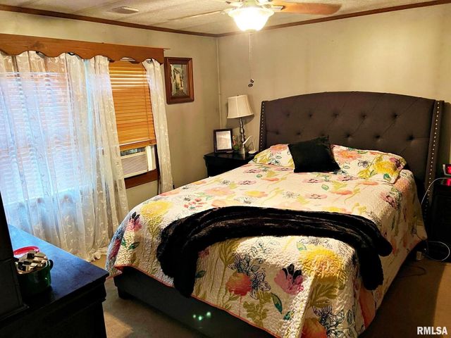 2516 STRAWBERRY Road, Metropolis, IL 62960