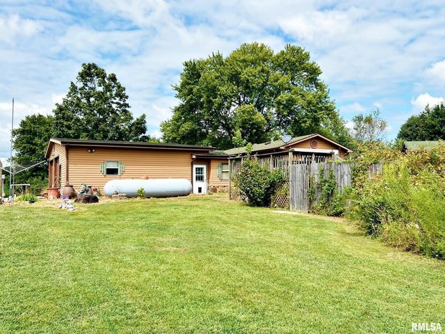 2516 STRAWBERRY Road, Metropolis, IL 62960