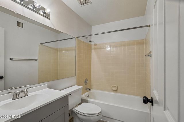 3219 E WILDWOOD Drive, Phoenix, AZ 85048