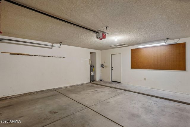 3219 E WILDWOOD Drive, Phoenix, AZ 85048