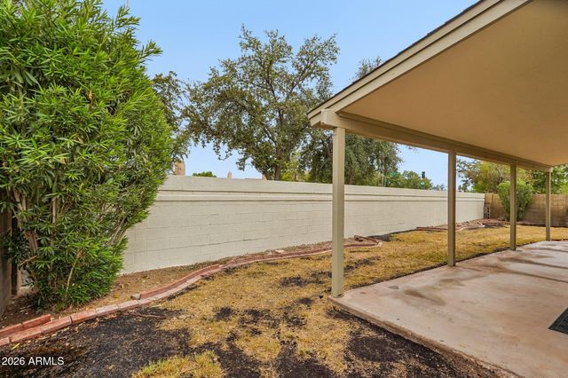 3219 E WILDWOOD Drive, Phoenix, AZ 85048