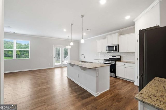 6890 Scarlet Oak Way, Flowery Branch, GA 30542