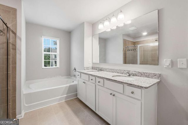 6890 Scarlet Oak Way, Flowery Branch, GA 30542