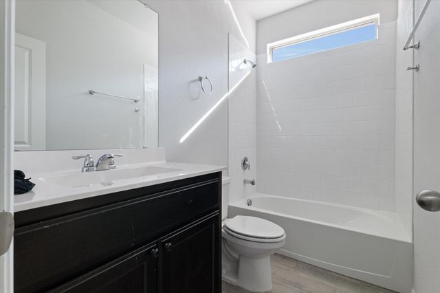 413 drowsy water Trail, Fort Worth, TX 76131