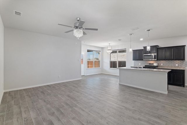 413 drowsy water Trail, Fort Worth, TX 76131