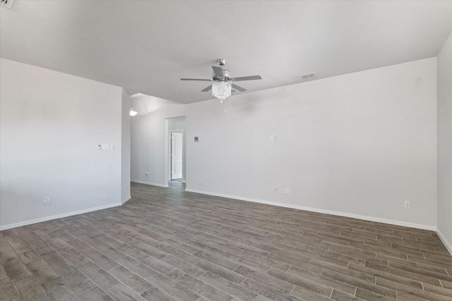 413 drowsy water Trail, Fort Worth, TX 76131