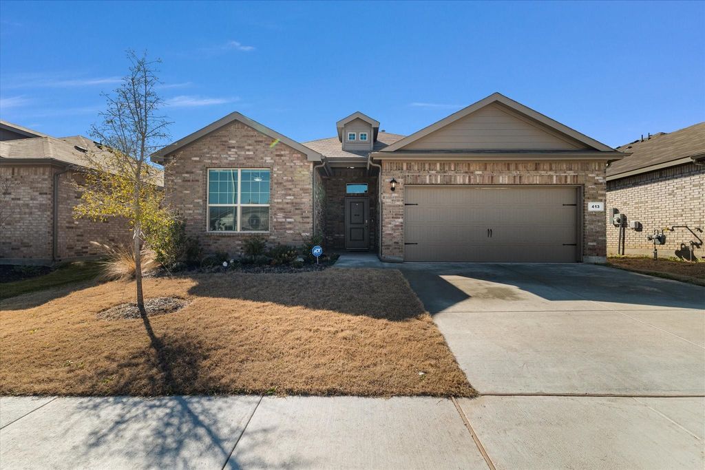 413 drowsy water Trail, Fort Worth, TX 76131