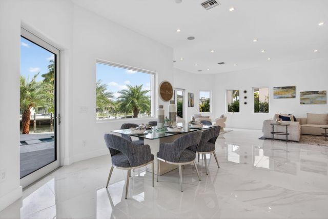 2641 NE 48th Street, Lighthouse Point, FL 33064