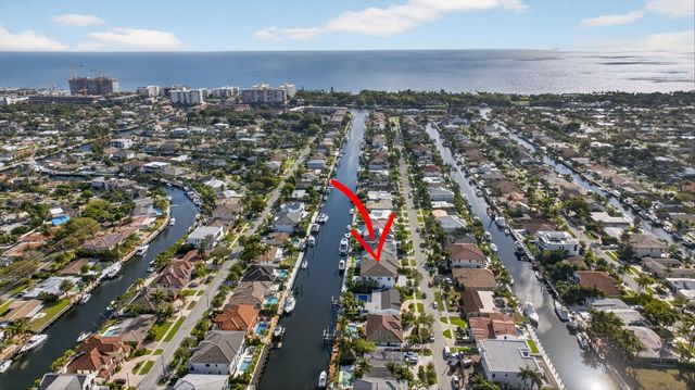 2641 NE 48th Street, Lighthouse Point, FL 33064