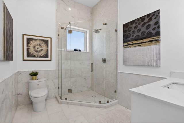 2641 NE 48th Street, Lighthouse Point, FL 33064