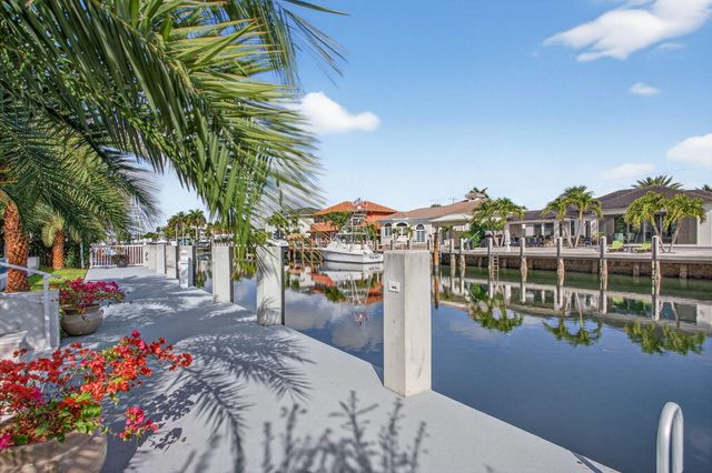 2641 NE 48th Street, Lighthouse Point, FL 33064
