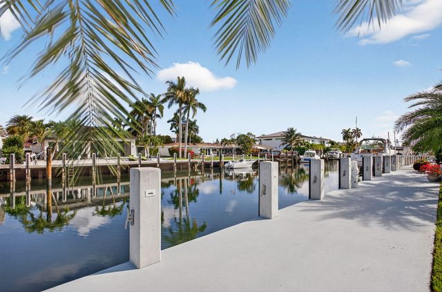 2641 NE 48th Street, Lighthouse Point, FL 33064