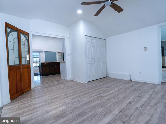 6734 WEYMOUTH RD, Mays Landing, NJ 08330