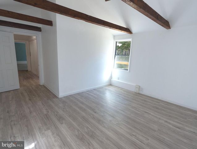 6734 WEYMOUTH RD, Mays Landing, NJ 08330