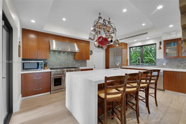 4475 N Meridian Avenue, Miami Beach, FL 33140
