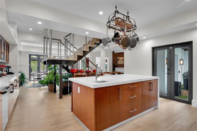 4475 N Meridian Avenue, Miami Beach, FL 33140
