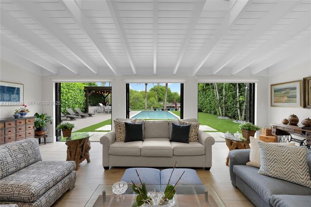 4475 N Meridian Avenue, Miami Beach, FL 33140