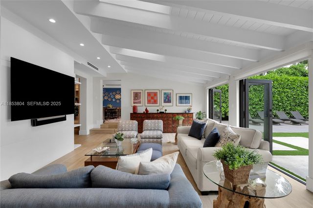 4475 N Meridian Avenue, Miami Beach, FL 33140