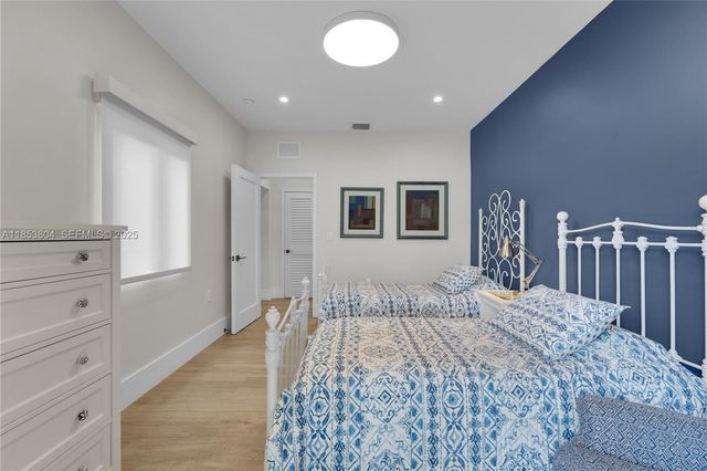 4475 N Meridian Avenue, Miami Beach, FL 33140