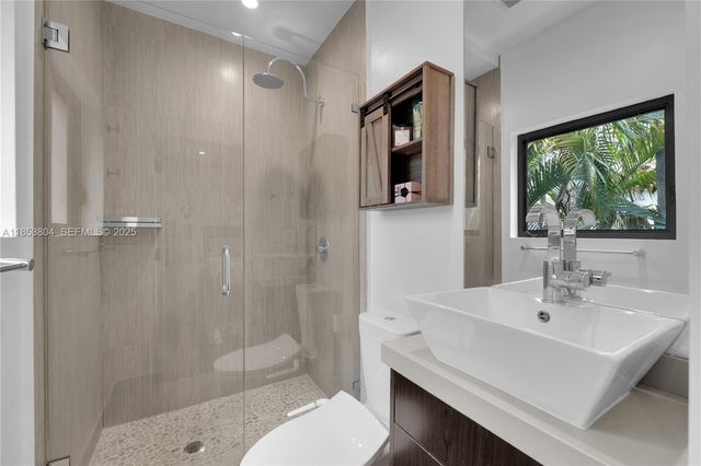4475 N Meridian Avenue, Miami Beach, FL 33140