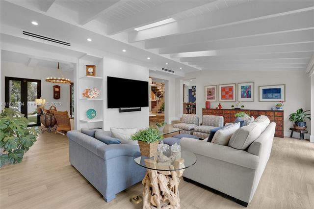 4475 N Meridian Avenue, Miami Beach, FL 33140