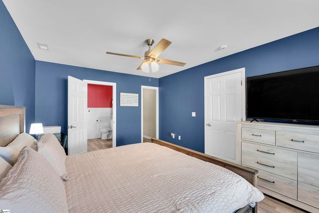 5 Rivereen Way, Simpsonville, SC 29680