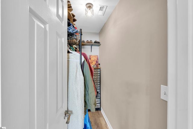 5 Rivereen Way, Simpsonville, SC 29680