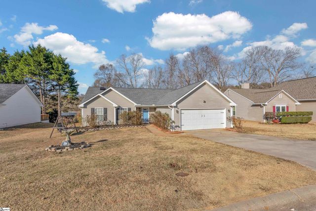 5 Rivereen Way, Simpsonville, SC 29680