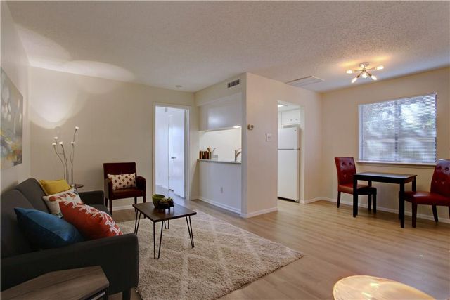 9079 Jollyville RD 303, Austin, TX 78759