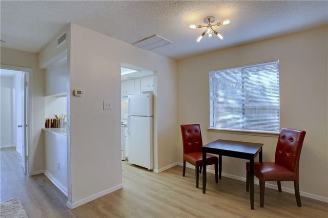 9079 Jollyville RD 303, Austin, TX 78759
