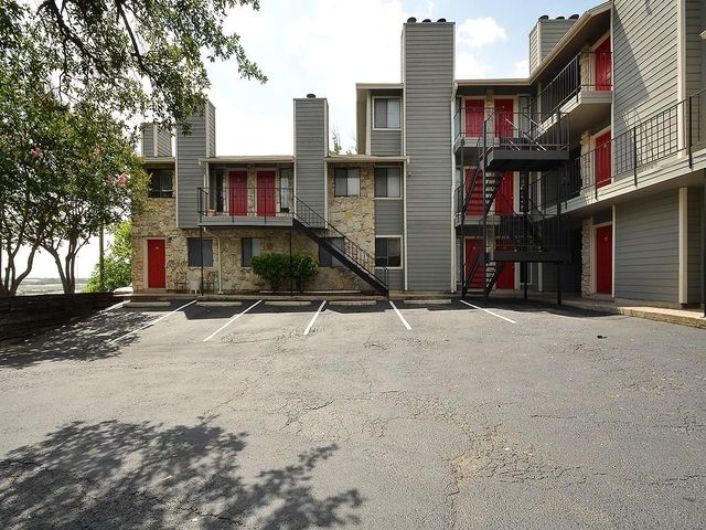 9079 Jollyville RD 303, Austin, TX 78759
